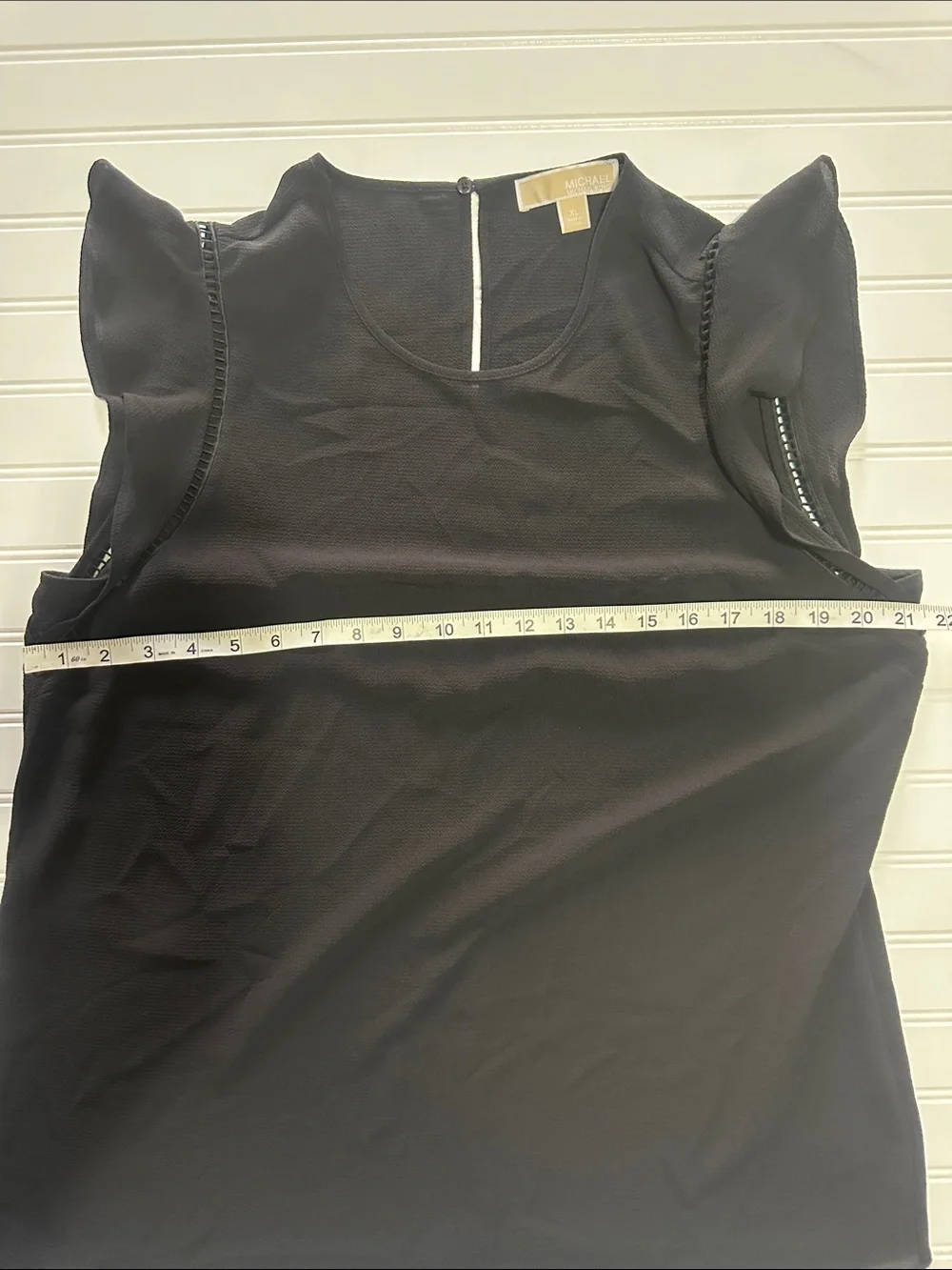 Michael Kors Black Flutter Sleeve Blouse XL Textured Keyhole Back Top
